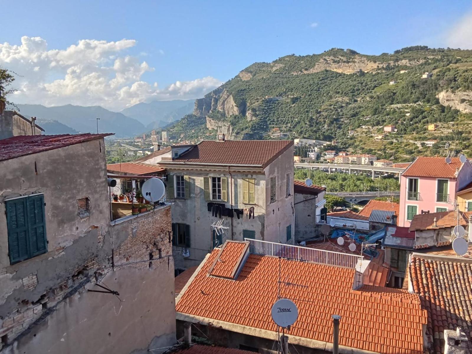 Casa Eden Apartment Ventimiglia Bagian luar foto
