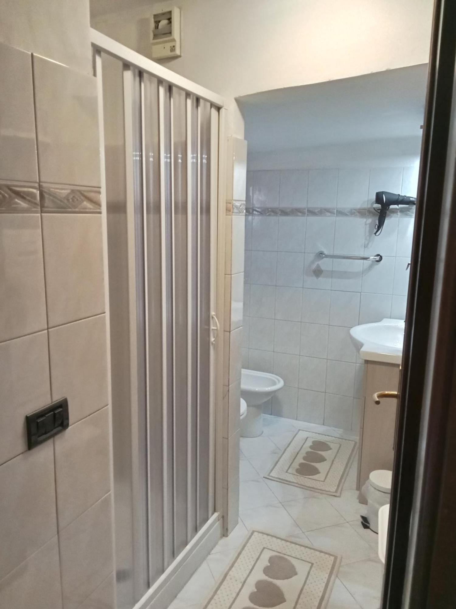Casa Eden Apartment Ventimiglia Bagian luar foto