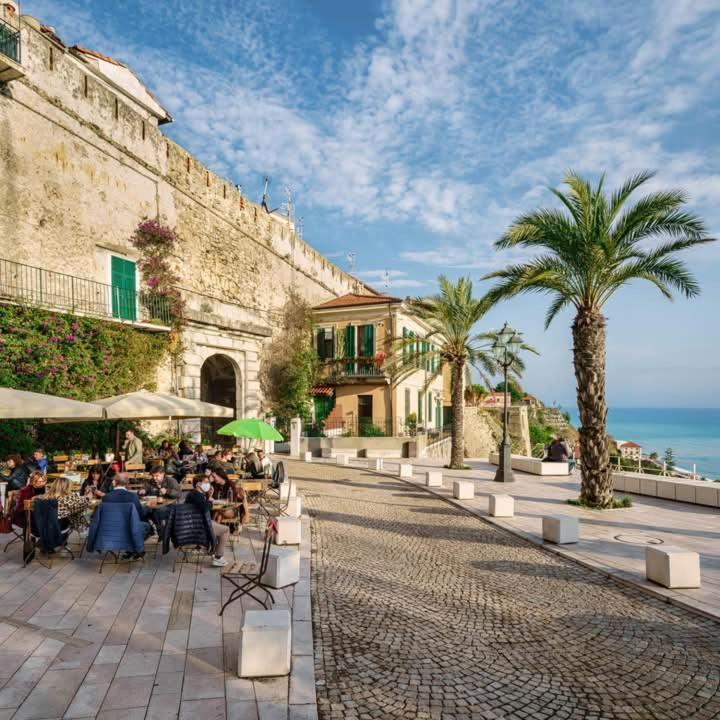 Casa Eden Apartment Ventimiglia Bagian luar foto